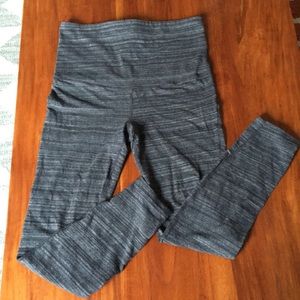 GapFit Full-Panel Maternity Athletic Leggings